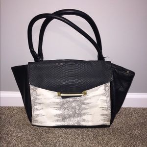 Vince Camuto Handbag